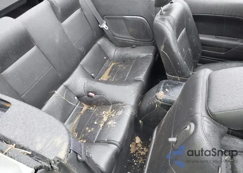 2007 Ford Mustang z USA, uszkodzony, nr VIN 1ZVHT84N975355659